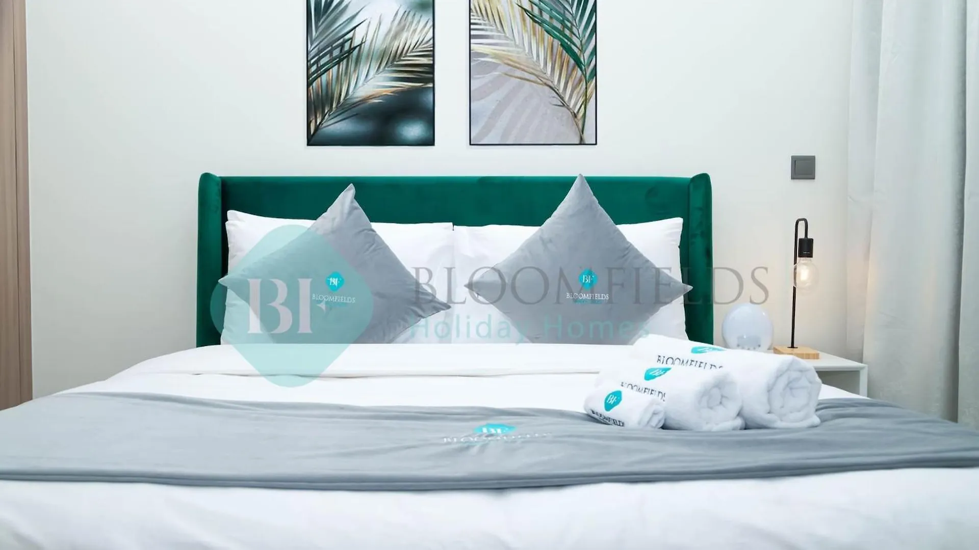 Apartment Bloomfields Mesmerizing Stu In Azizi Riviera Dubai